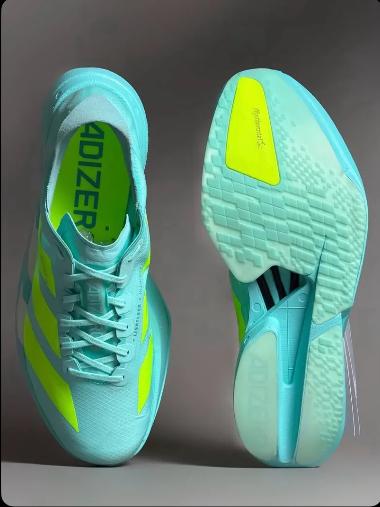 Adizero Adios Pro 4 azul-piscina, ângulo 1 de 6