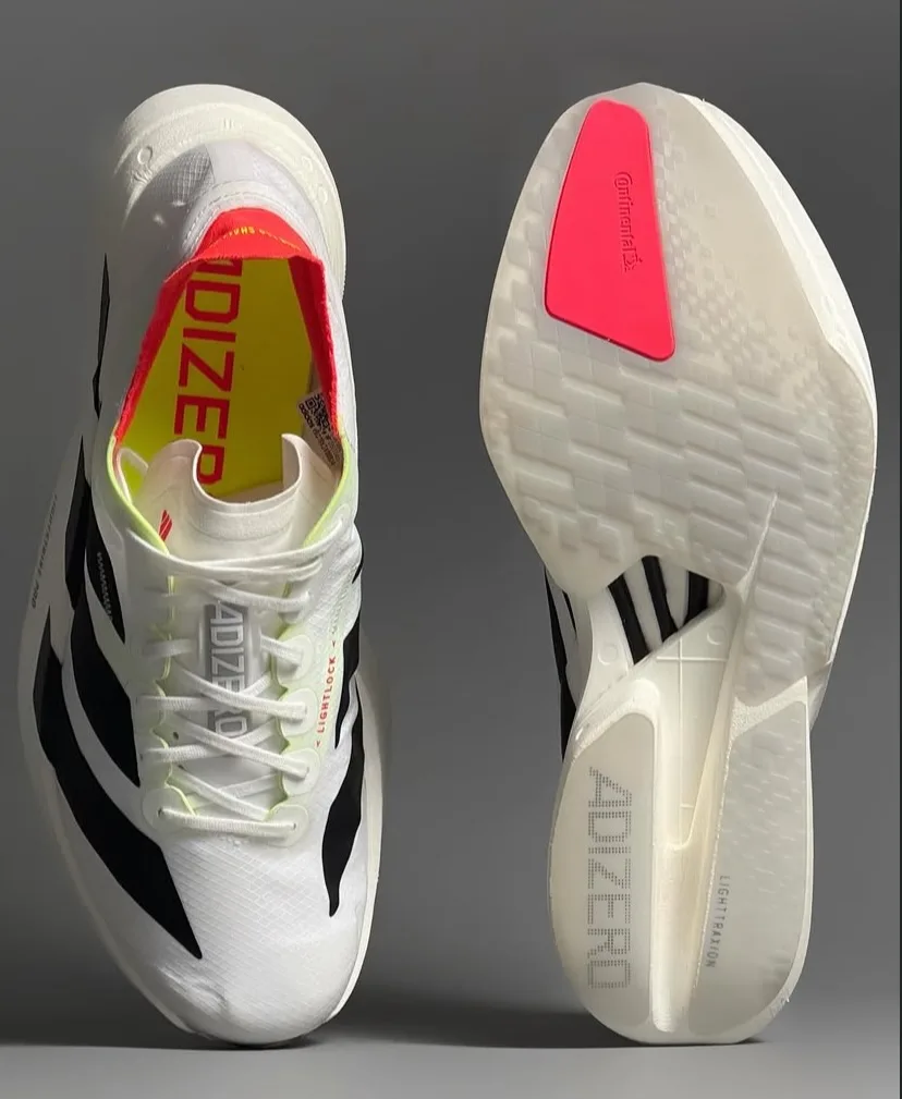 Adizero Adios Pro 4 branco, o clássico, ângulo 1 de 5